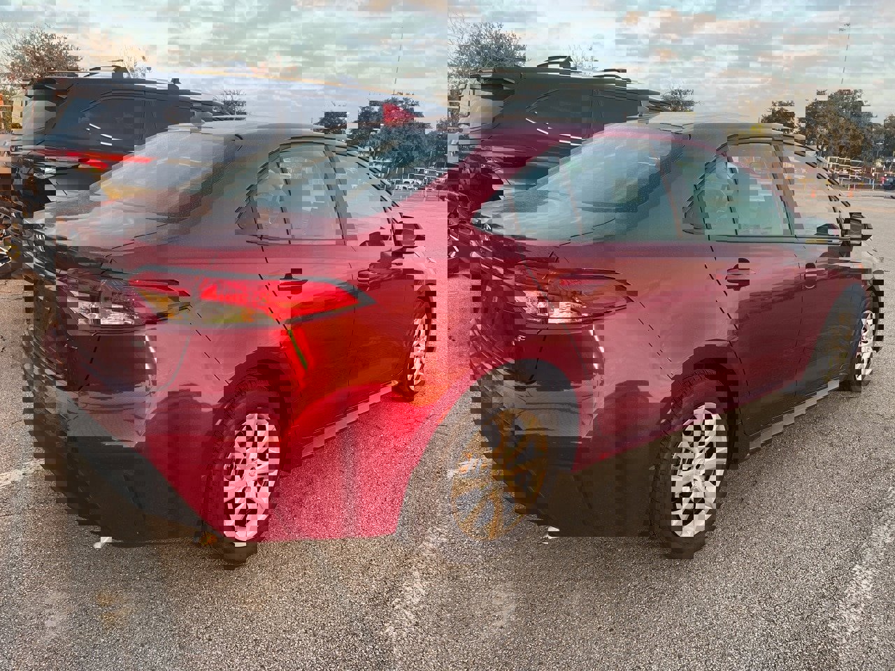 Used 2025 Toyota Corolla LE image 4