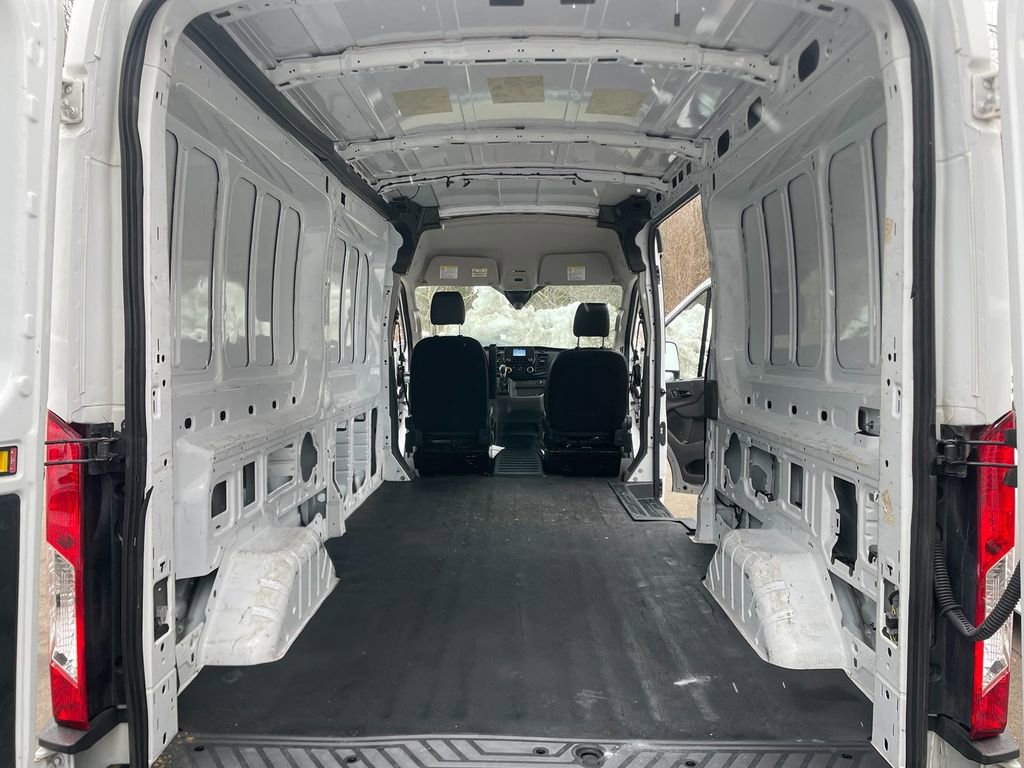 Used 2022 Ford Transit 250 Medium Roof image 24
