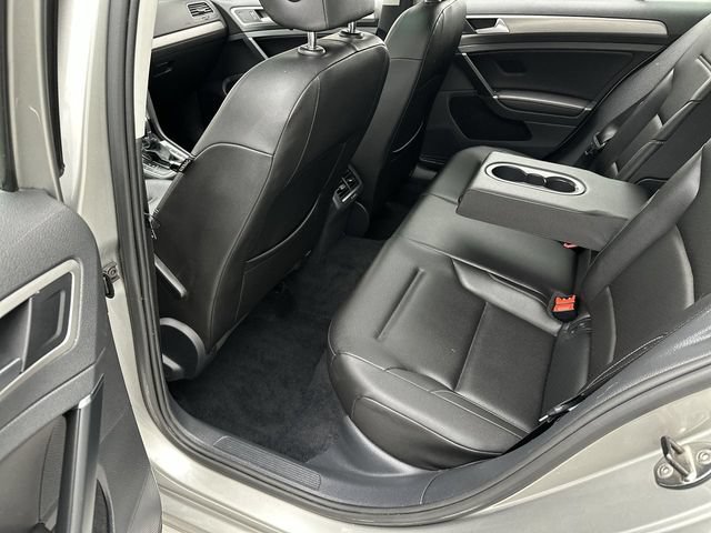 Used 2017 Volkswagen Golf Wolfsburg Edition FWD image 22