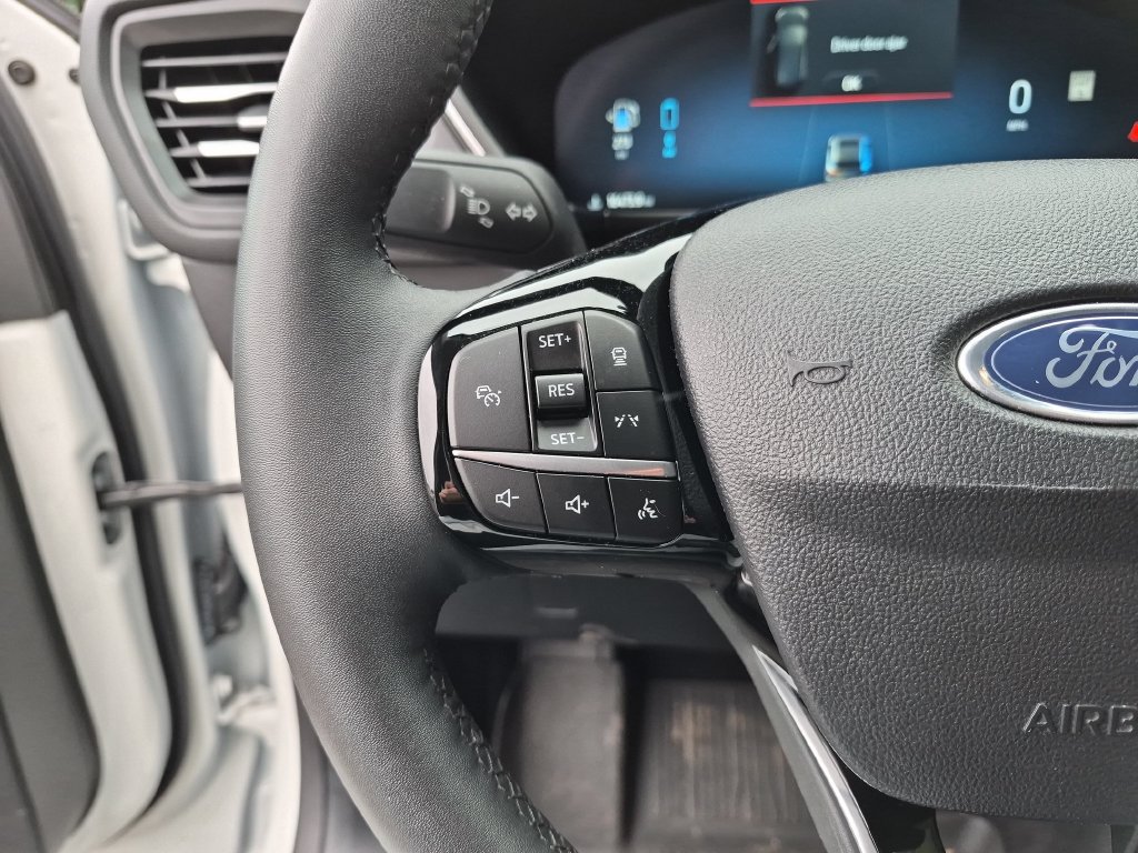 Certified 2023 Ford Escape SE w/ PHEV Premium Package FWD image 22