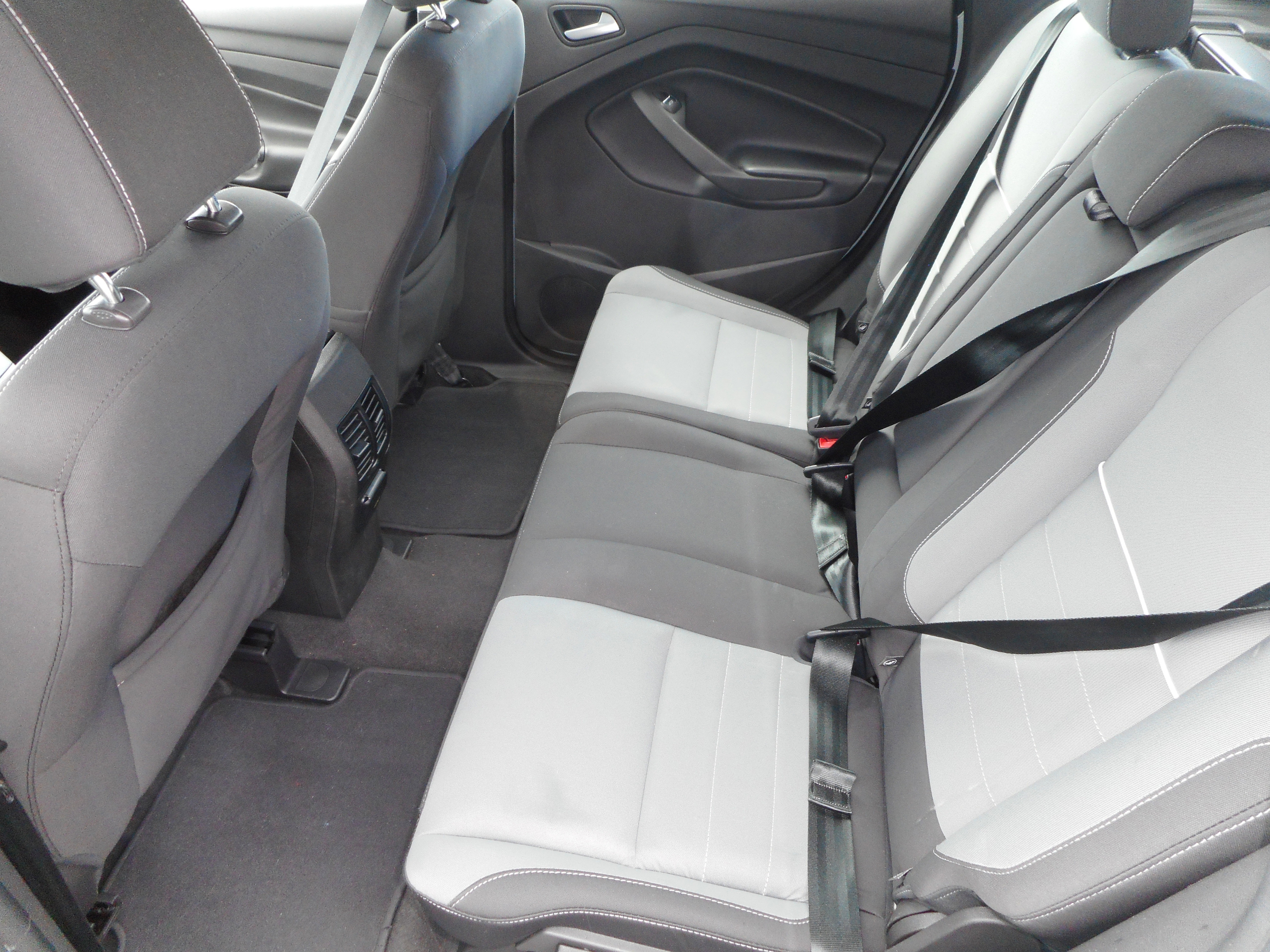 Used 2014 Ford C-MAX SE FWD image 17
