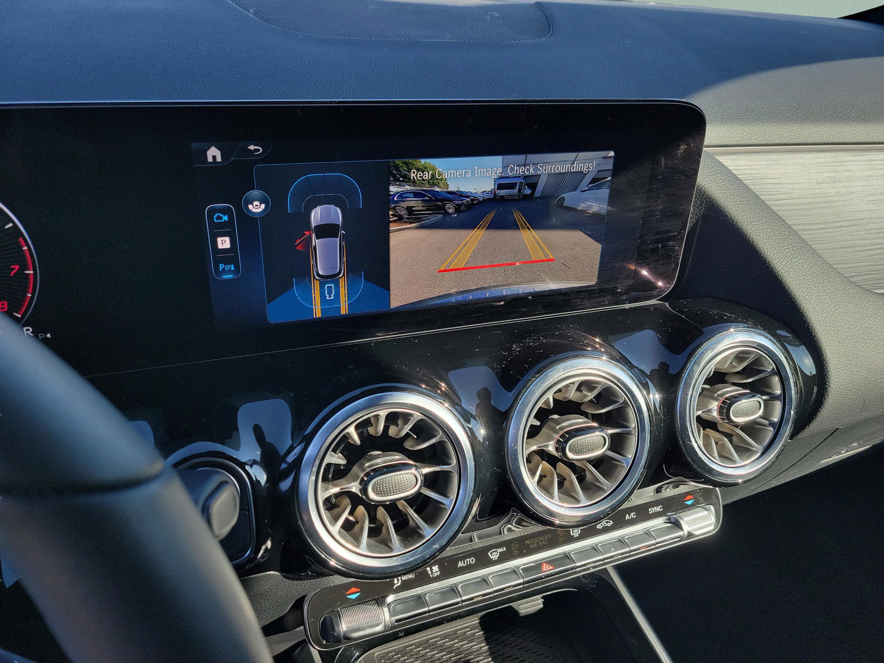 Certified 2026 Mercedes-Benz GLA 250 image 32