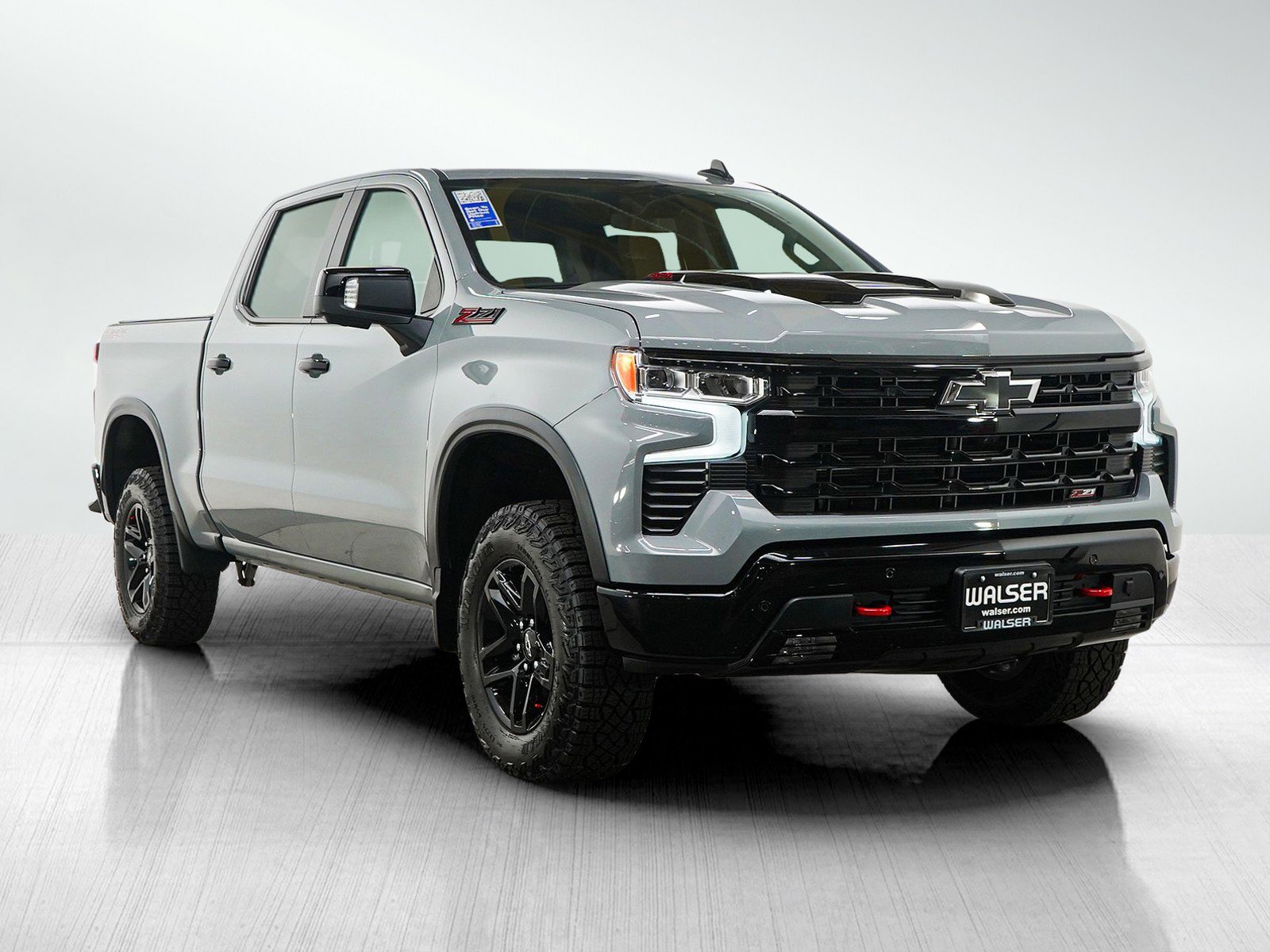 Used 2024 Chevrolet Silverado 1500 LT Trail Boss w/ LT Trail Boss Premium Package AWD/4WD image 7