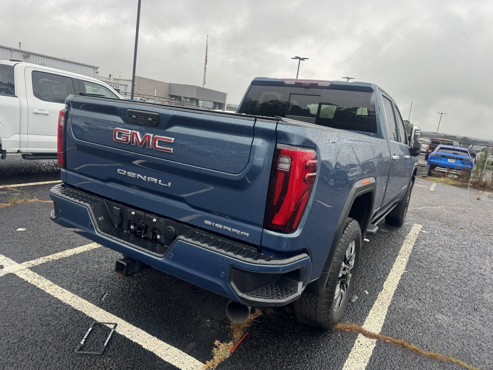 Used 2024 GMC Sierra 2500 Denali w/ Denali Reserve Package image 5