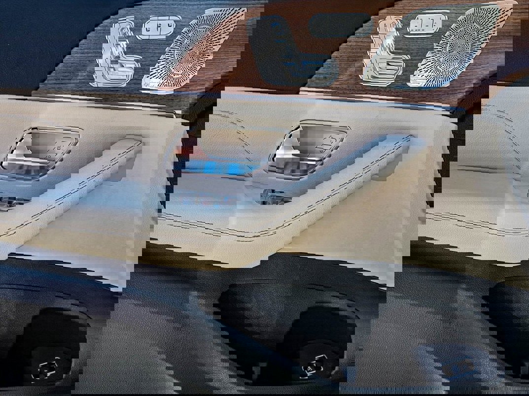 New 2026 Mercedes-Benz GLS 450 4MATIC image 11