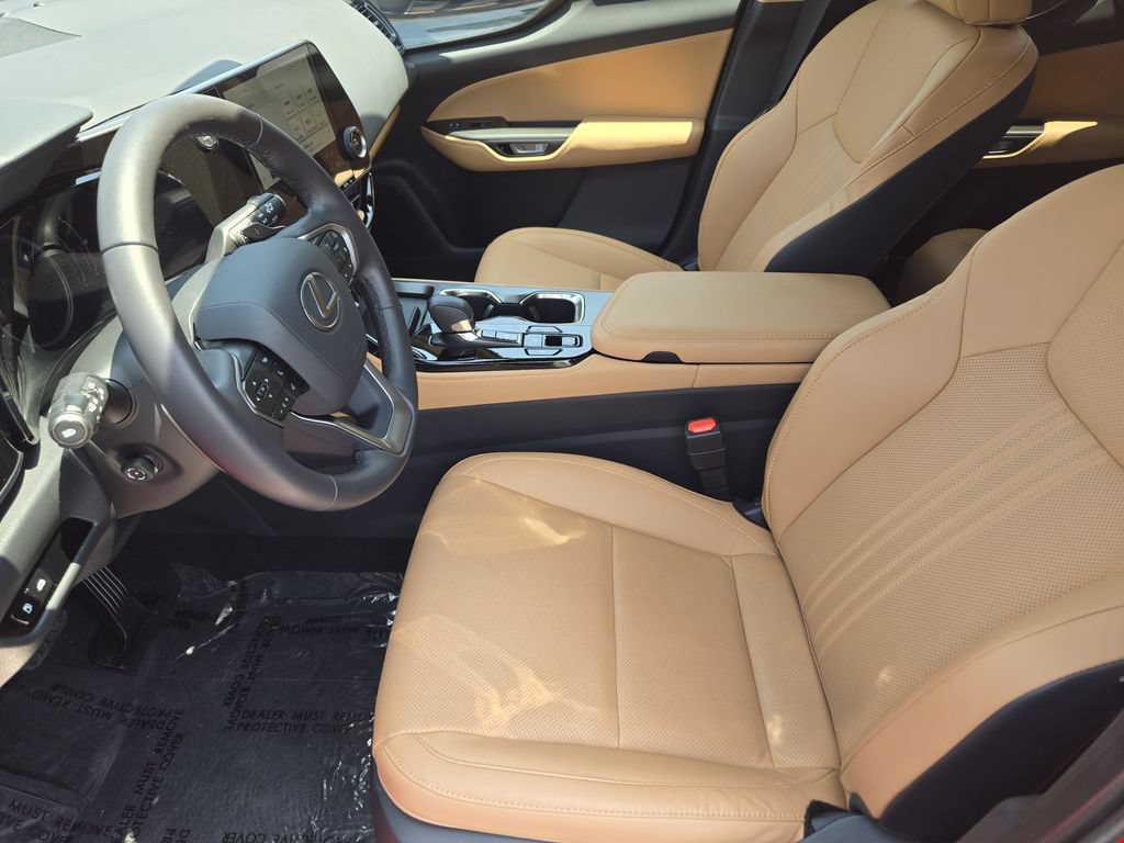 Used 2024 Lexus NX 250 FWD image 13
