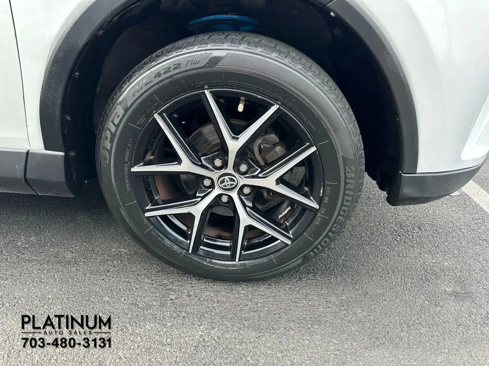 Used 2018 Toyota RAV4 SE w/ Power Extra Value Package image 20