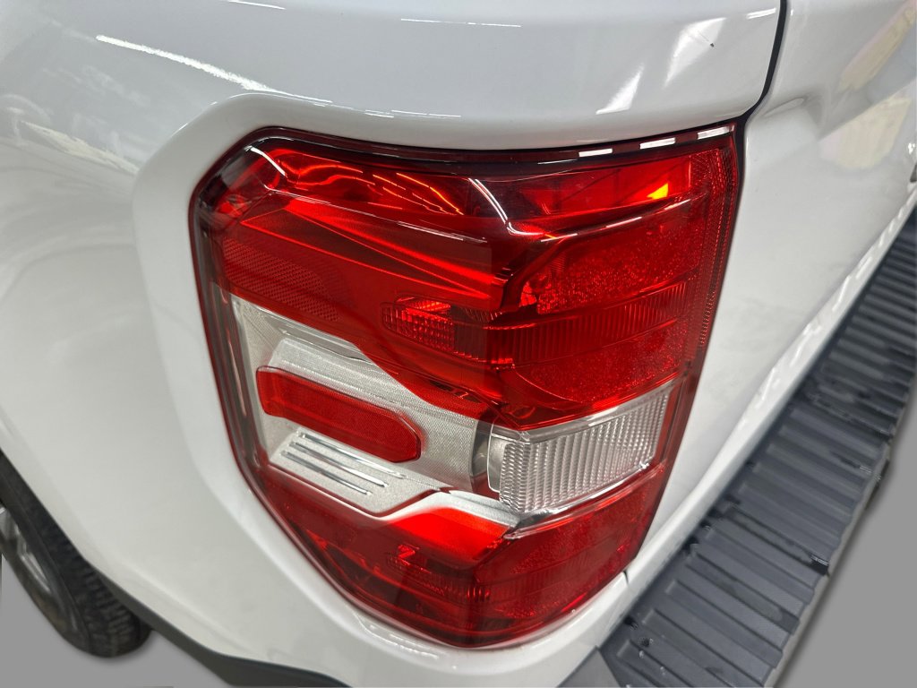 Used 2022 Ford Maverick XLT w/ Equipment Group 300A Standard image 21