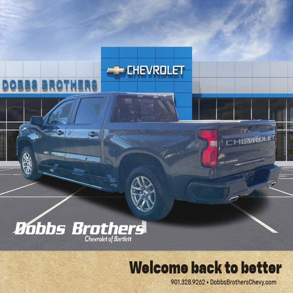 Used 2021 Chevrolet Silverado 1500 RST image 2