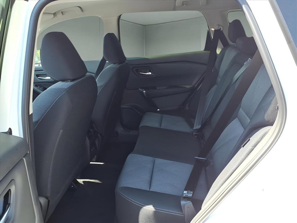 New 2026 Nissan Rogue SV image 9