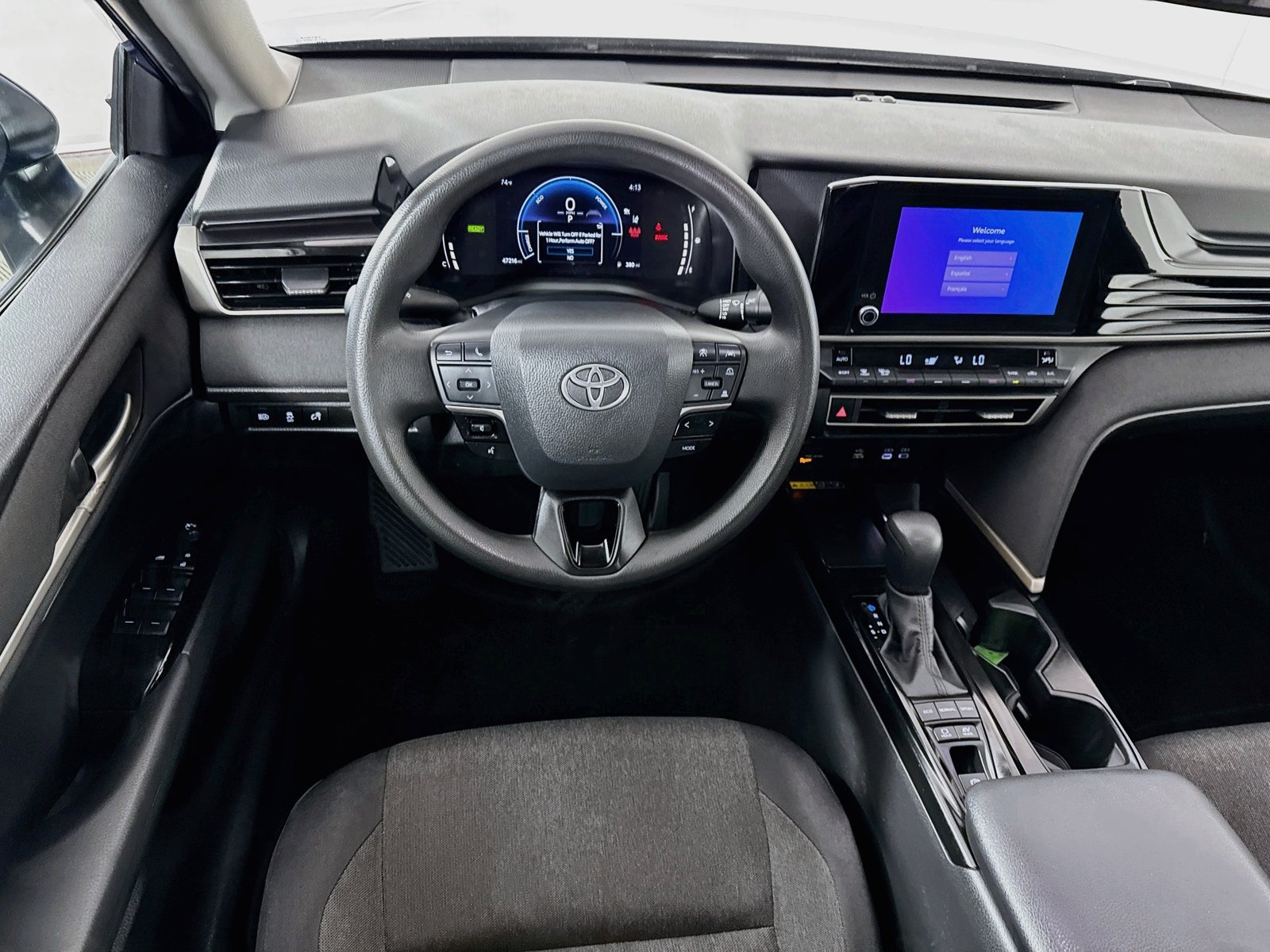 Used 2025 Toyota Camry LE FWD image 18
