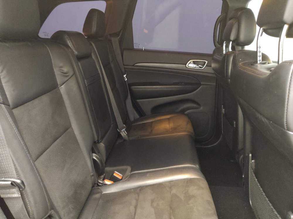 Used 2019 Jeep Grand Cherokee Altitude RWD image 19