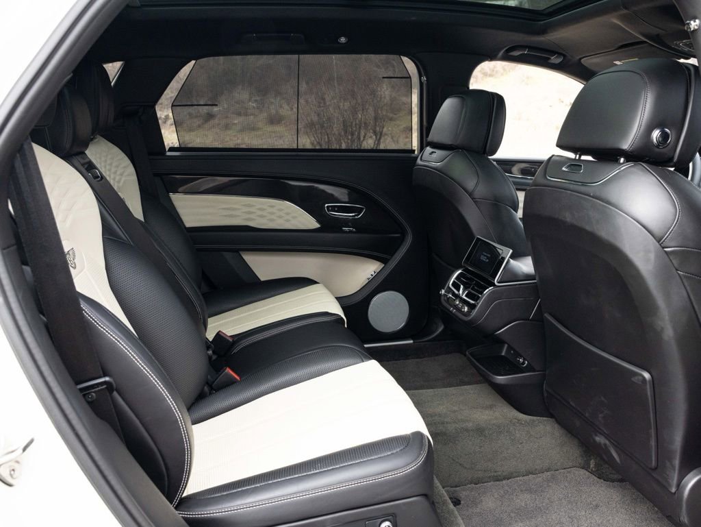 Used 2023 Bentley Bentayga Extended Wheelbase image 73