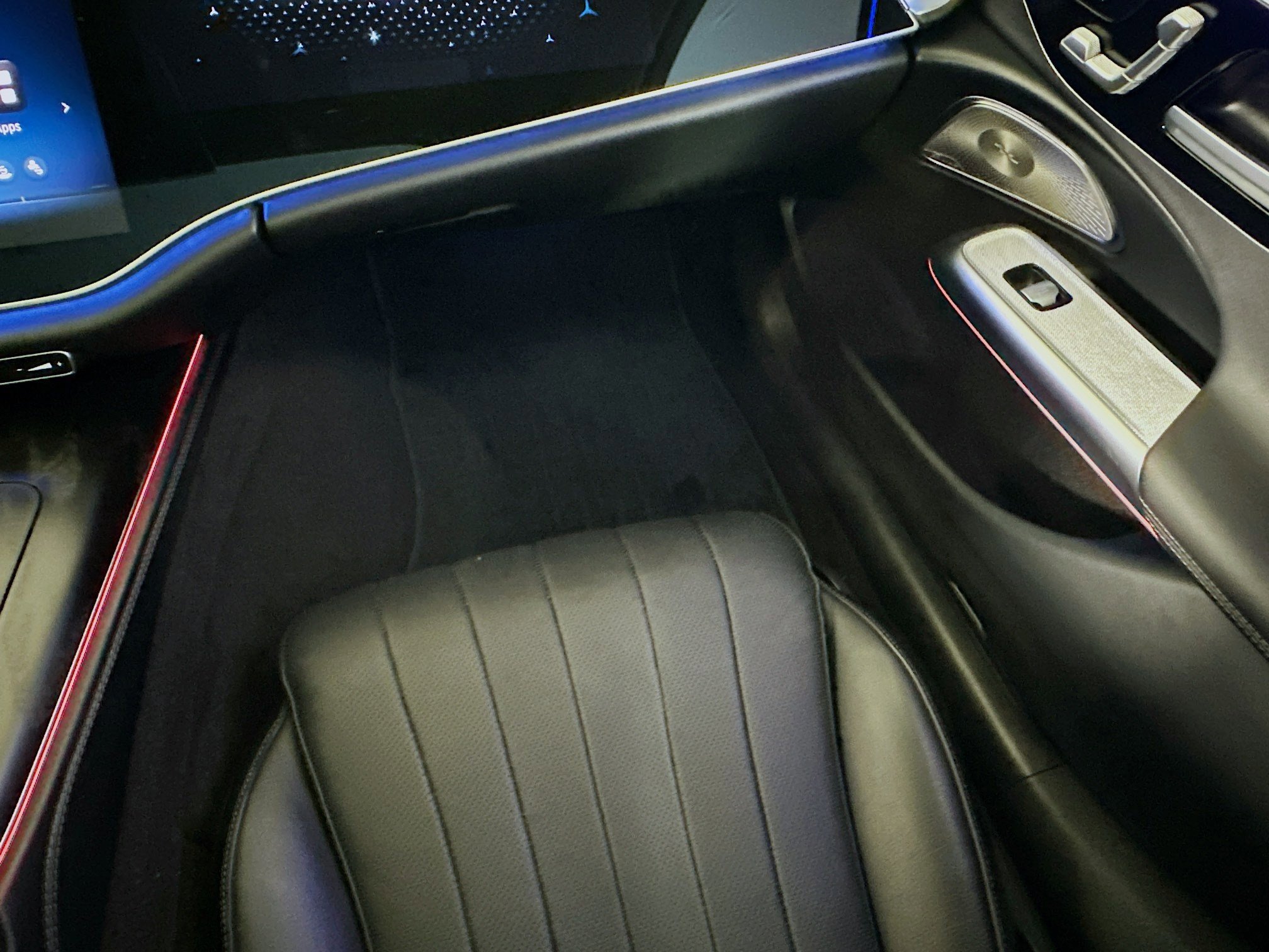 Used 2024 Mercedes-Benz E 350 4MATIC Sedan w/ Airmatic Package image 21