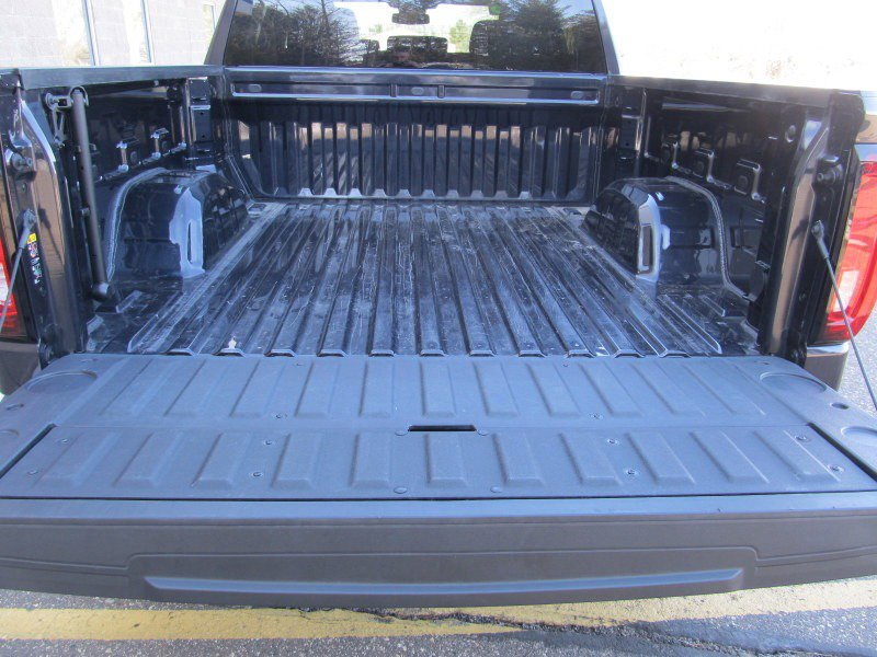 Used 2025 GMC Sierra 1500 SLT image 7