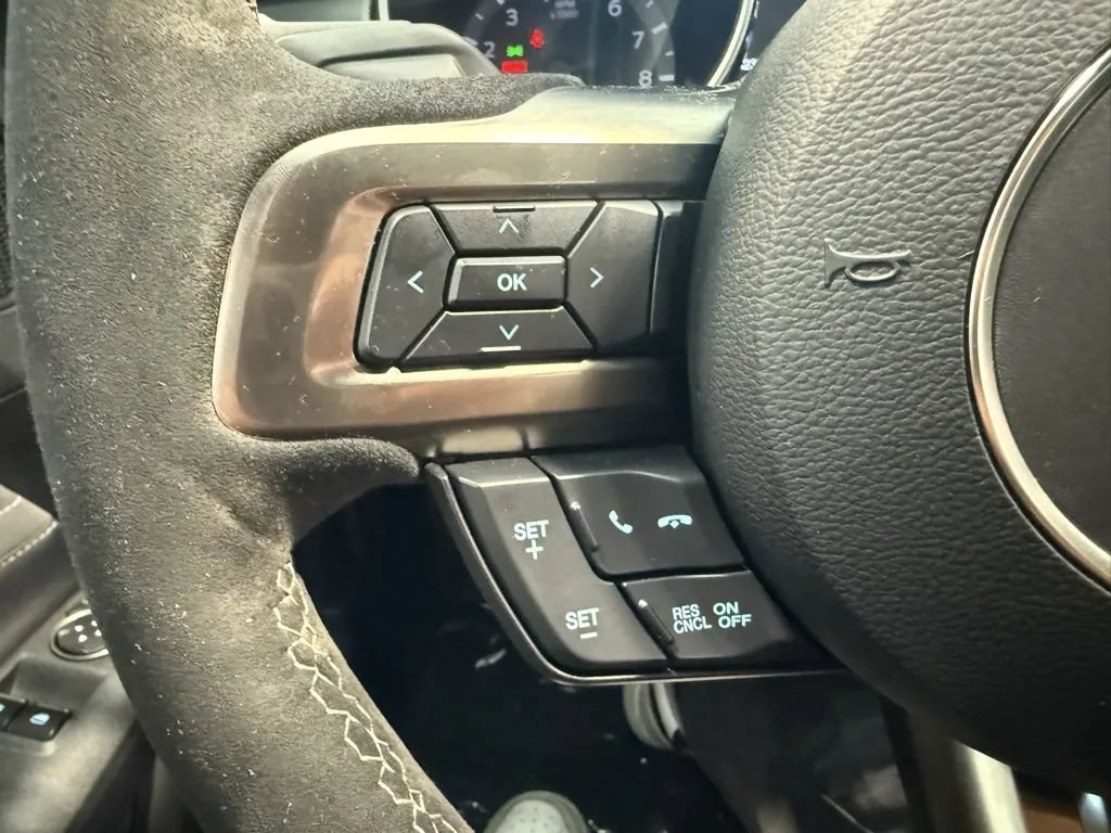 Used 2019 Ford Mustang Shelby GT350 w/ Technology Package RWD image 23