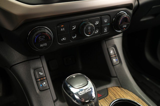 Used 2019 GMC Acadia Denali image 42