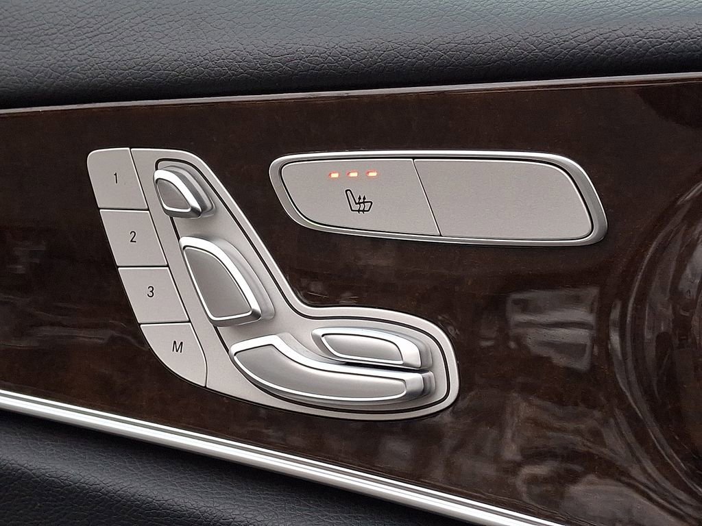 Used 2022 Mercedes-Benz E 350 4MATIC Sedan image 22