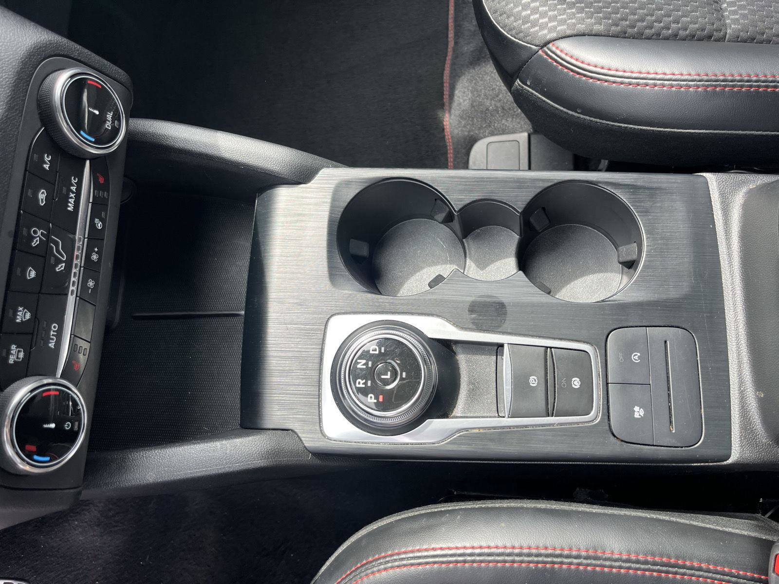 Used 2023 Ford Escape ST-Line image 16