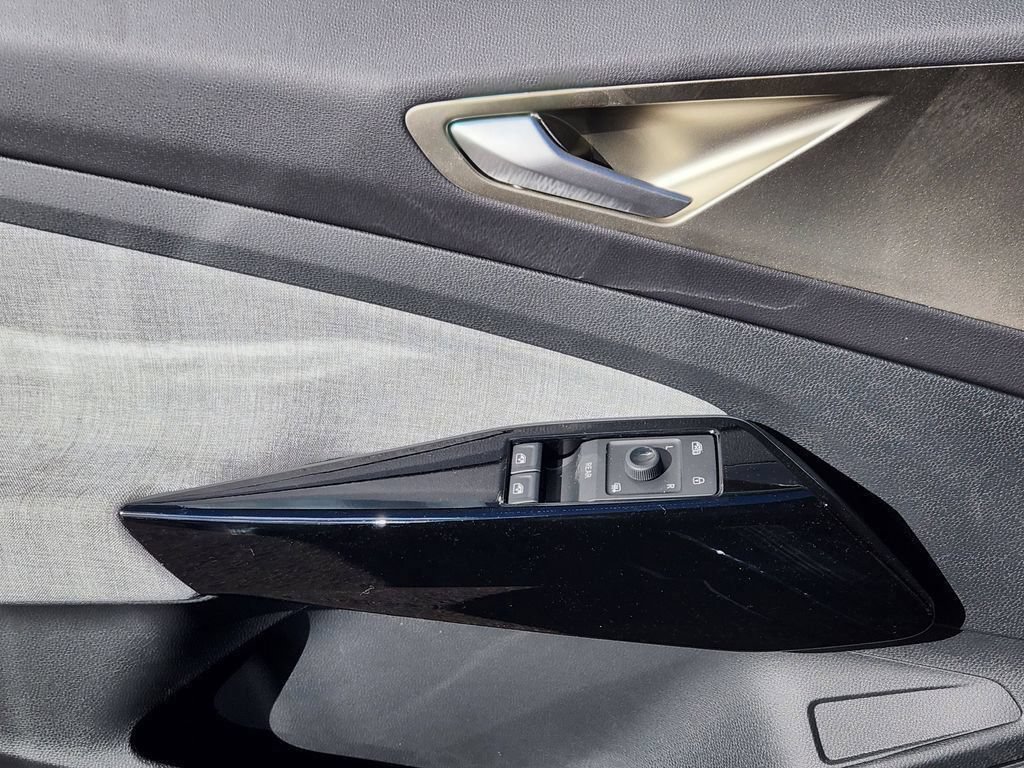 New 2026 Volkswagen ID.4 Pro AWD/4WD image 3