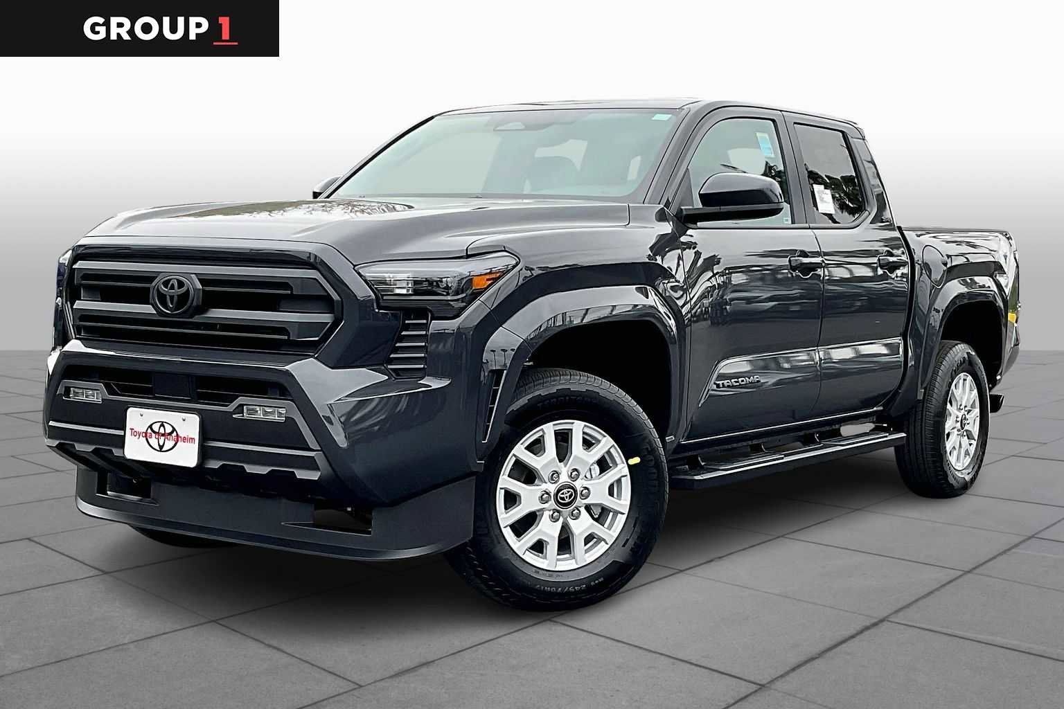 New 2025 Toyota Tacoma SR5