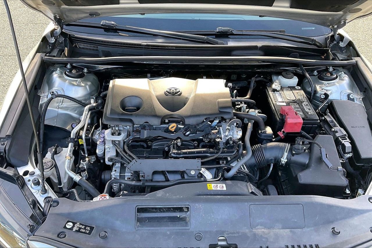 Used 2021 Toyota Camry SE image 35