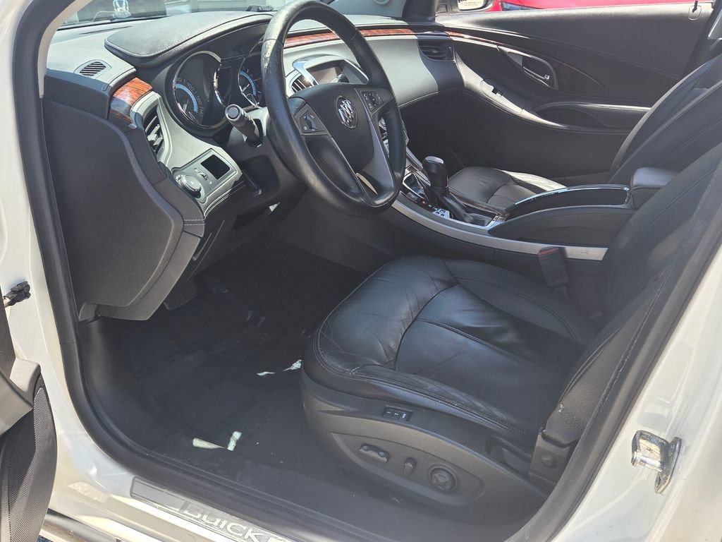 Used 2013 Buick LaCrosse Leather FWD image 9
