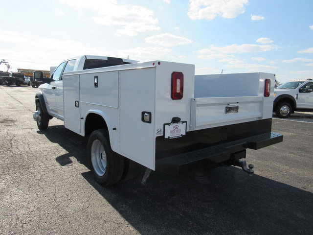 Used 2024 RAM 4500 SLT w/ Quick Order Package 2YG SLT AWD/4WD image 7