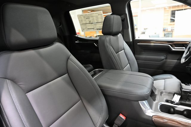 New 2026 Chevrolet Silverado 1500 RST w/ RST All Star Premium Package image 11