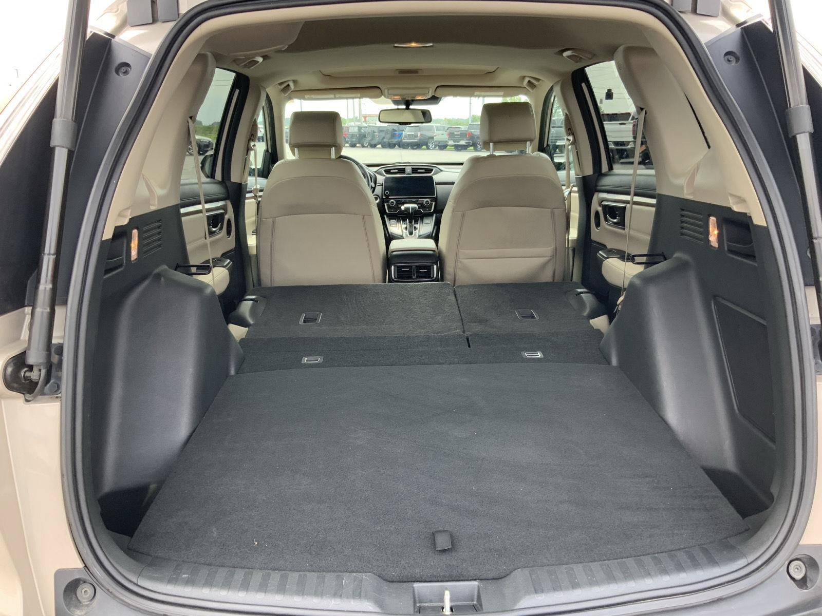 Used 2018 Honda CR-V Touring image 12