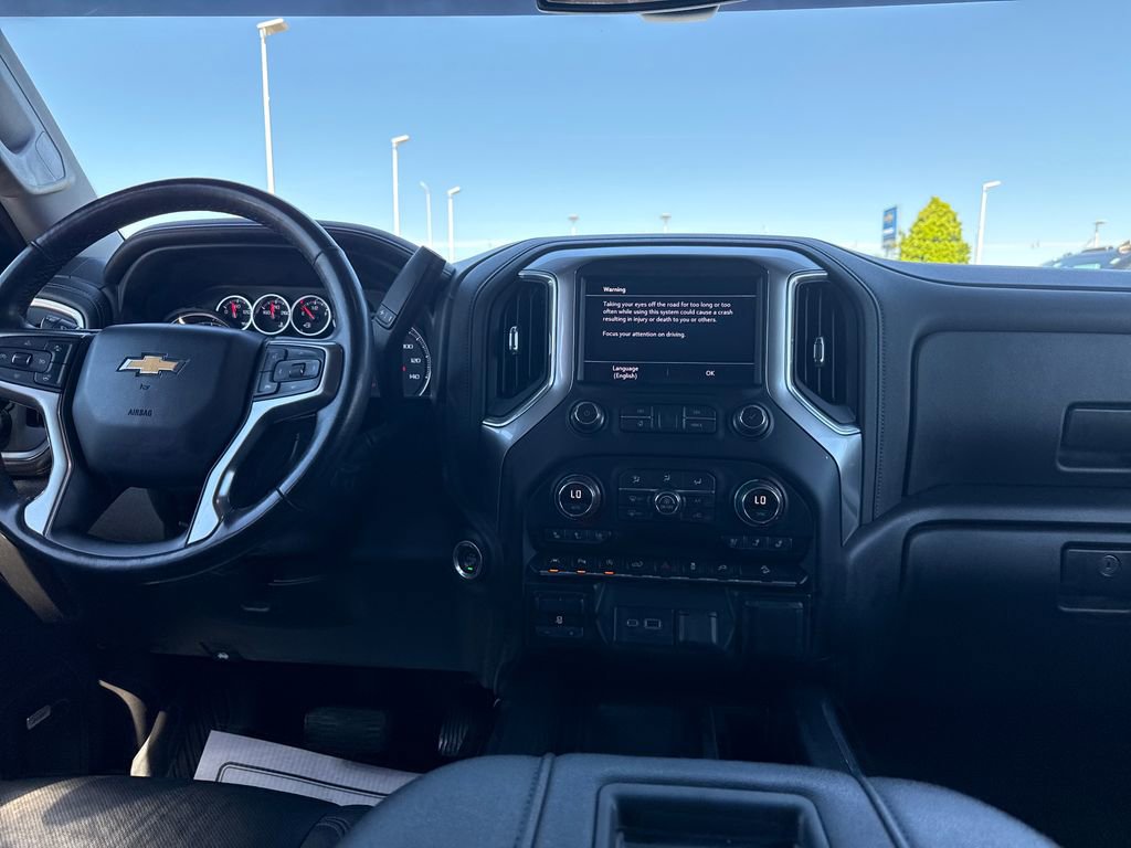 Used 2021 Chevrolet Silverado 1500 LTZ w/ LTZ Premium Package AWD/4WD image 15