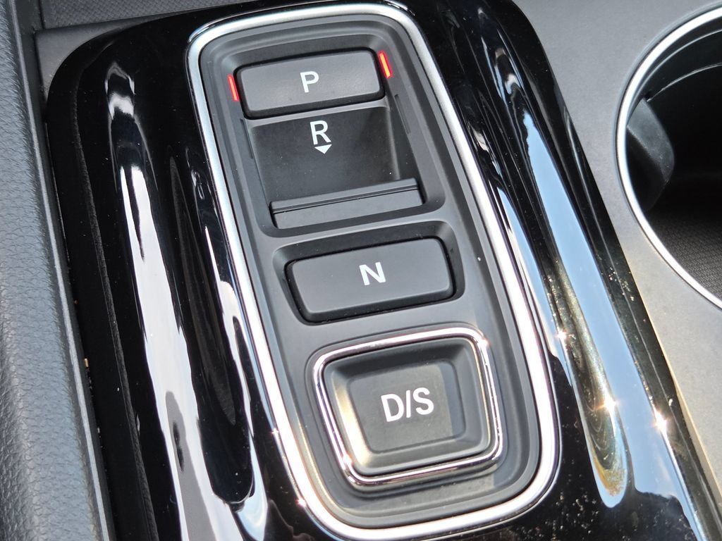 Used 2023 Honda Pilot Sport image 37