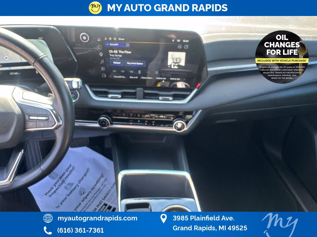 Used 2026 Chevrolet Equinox LT AWD/4WD image 20