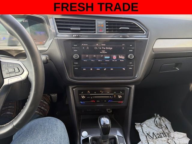 Used 2022 Volkswagen Tiguan SE image 15