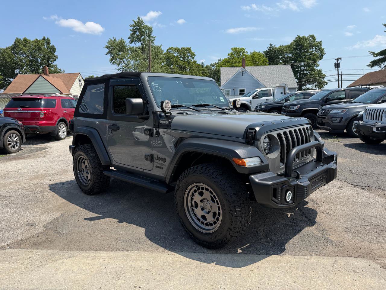 Used 2021 Jeep Wrangler Sport AWD/4WD image 3