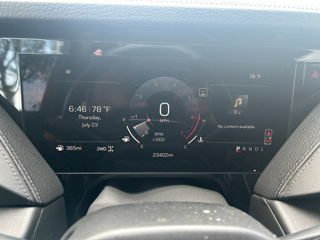 Used 2025 GMC Yukon Denali AWD/4WD image 10