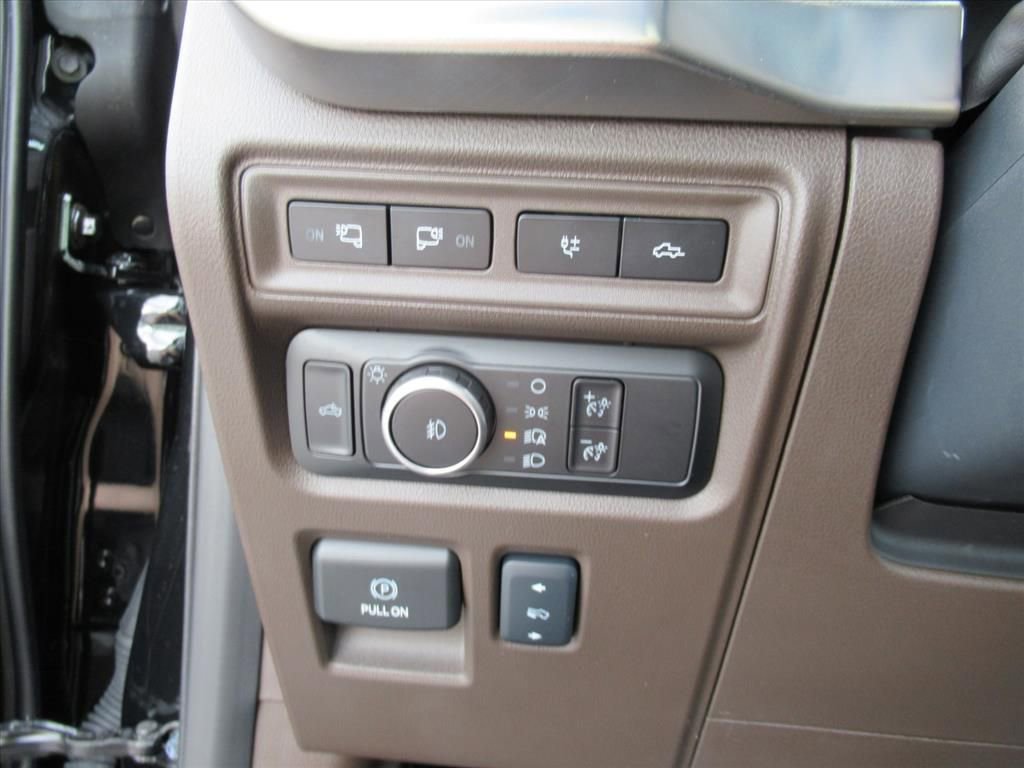 Used 2024 Ford F150 King Ranch w/ FX4 Off-Road Package image 24