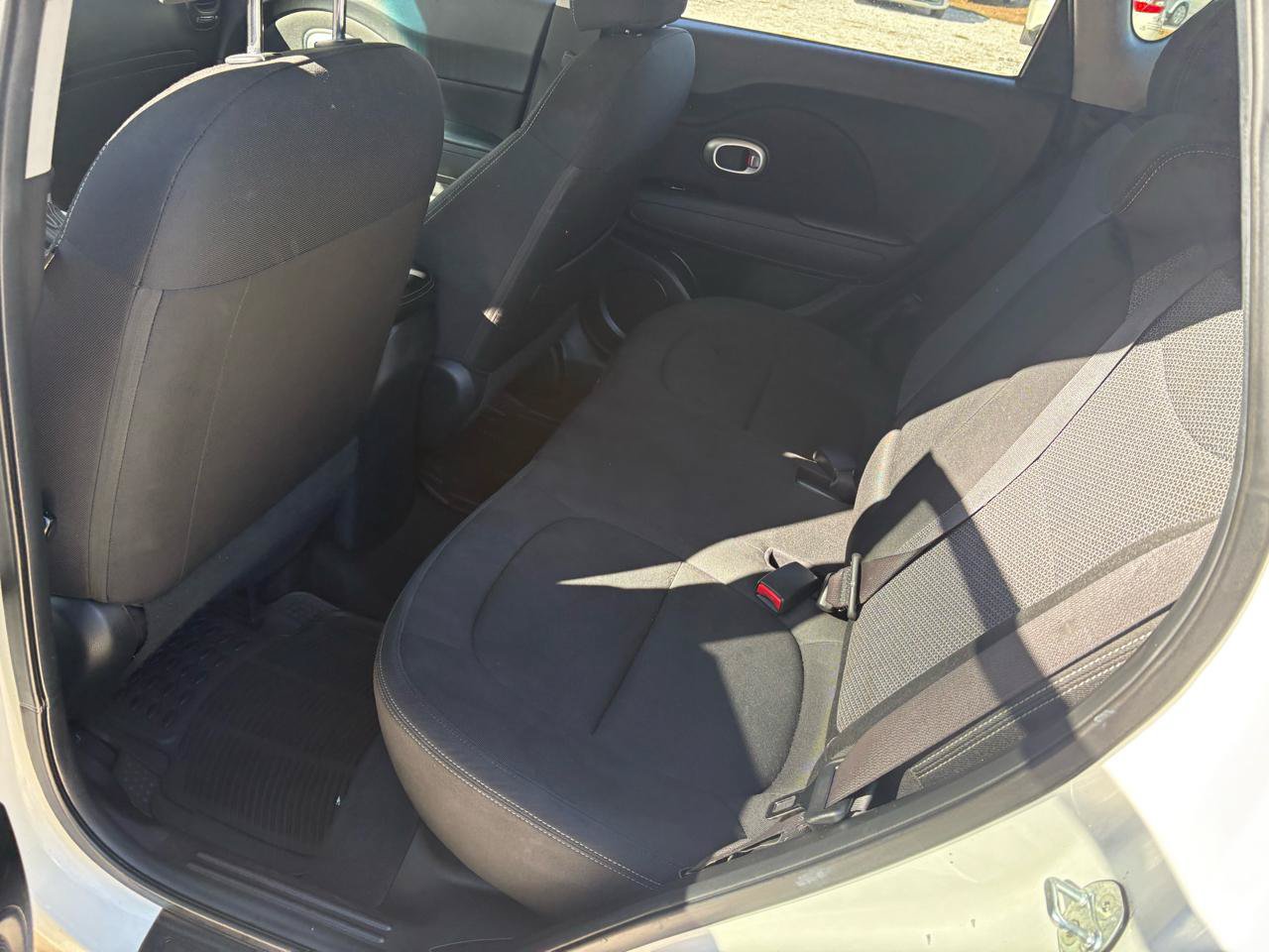 Used 2017 Kia Soul + FWD image 7