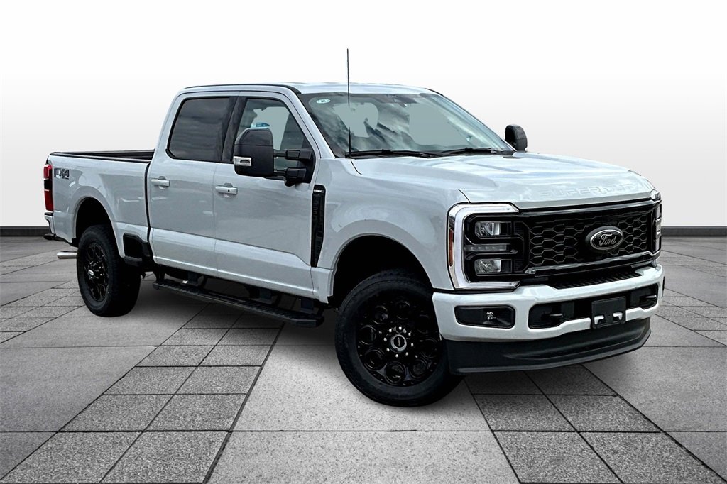 New 2026 Ford F250 Lariat w/ Black Appearance Package image 2