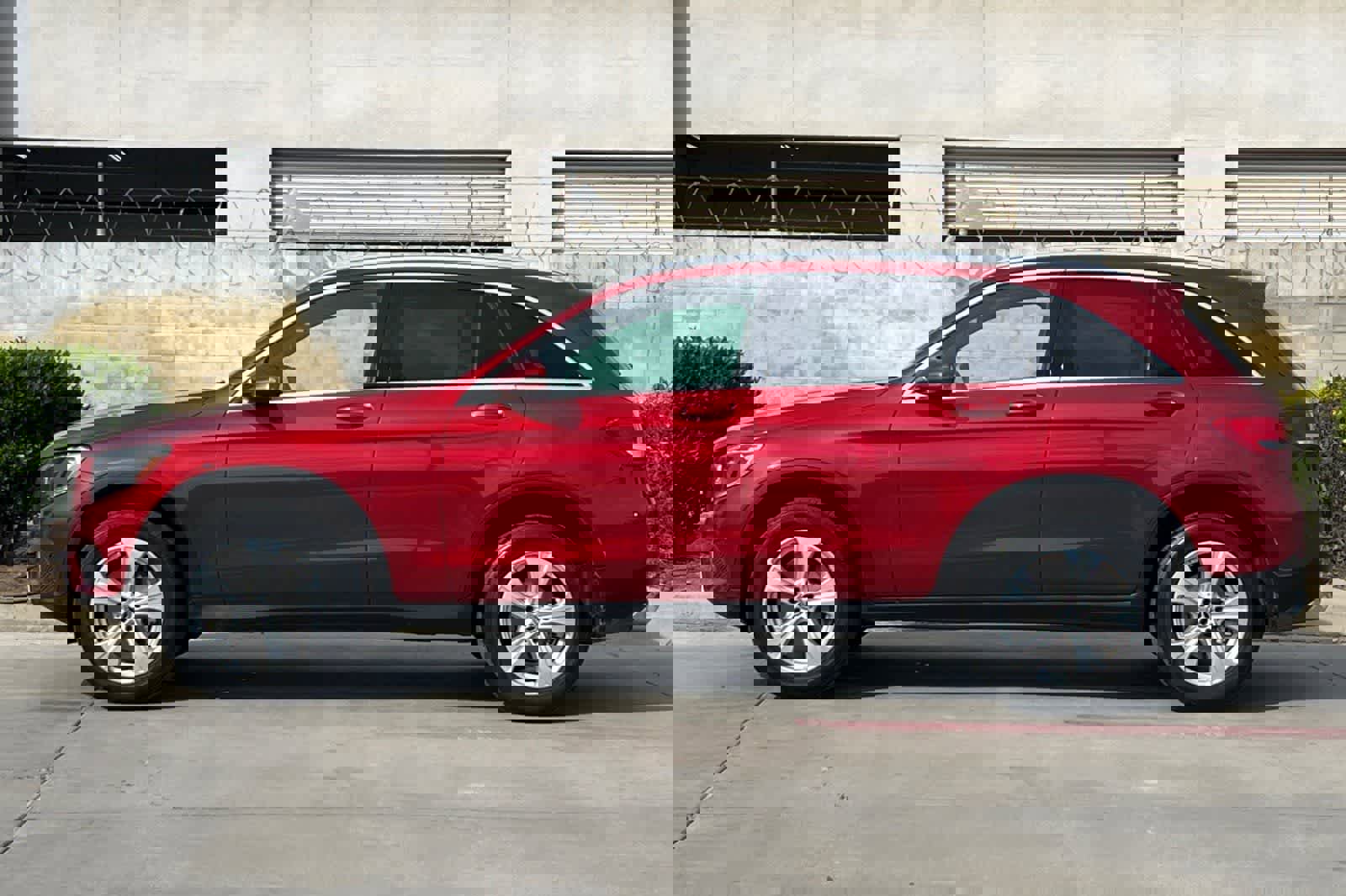 Used 2018 Mercedes-Benz GLC 300 image 6