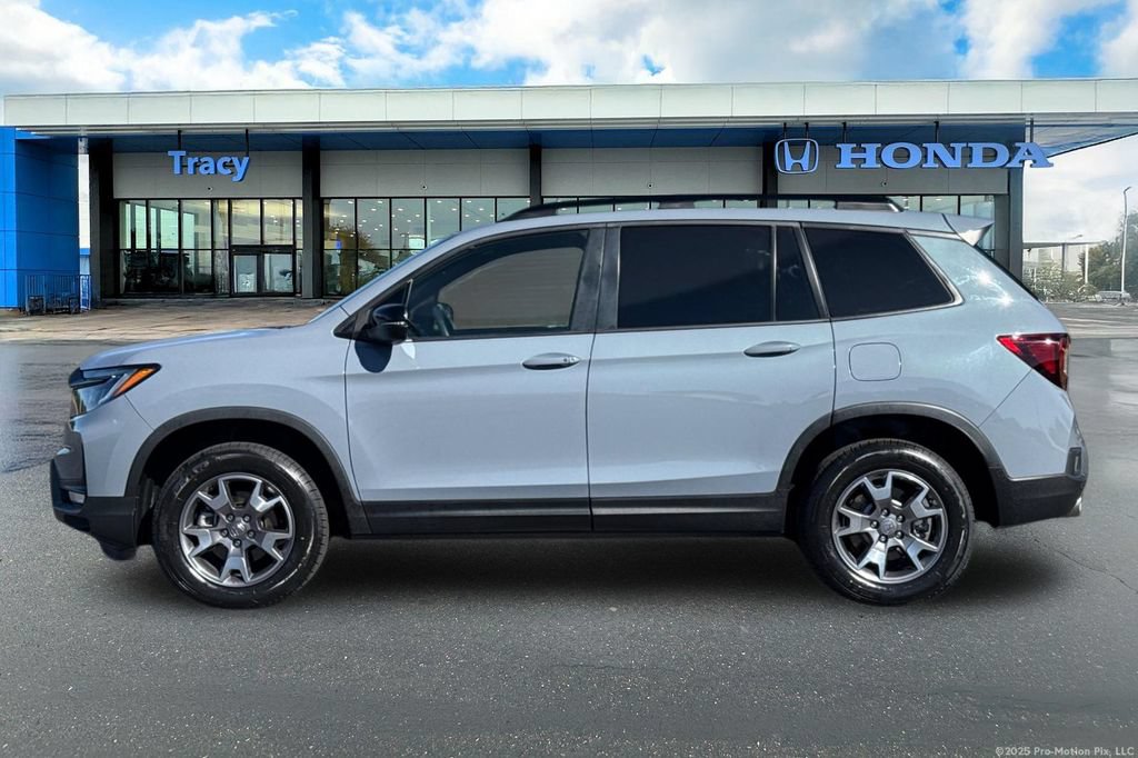 Certified 2023 Honda Passport TrailSport image 12