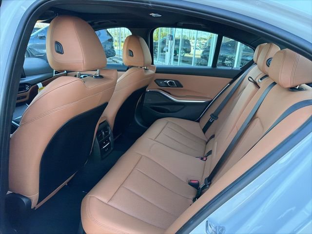Used 2026 BMW M340i w/ Premium Package RWD image 23