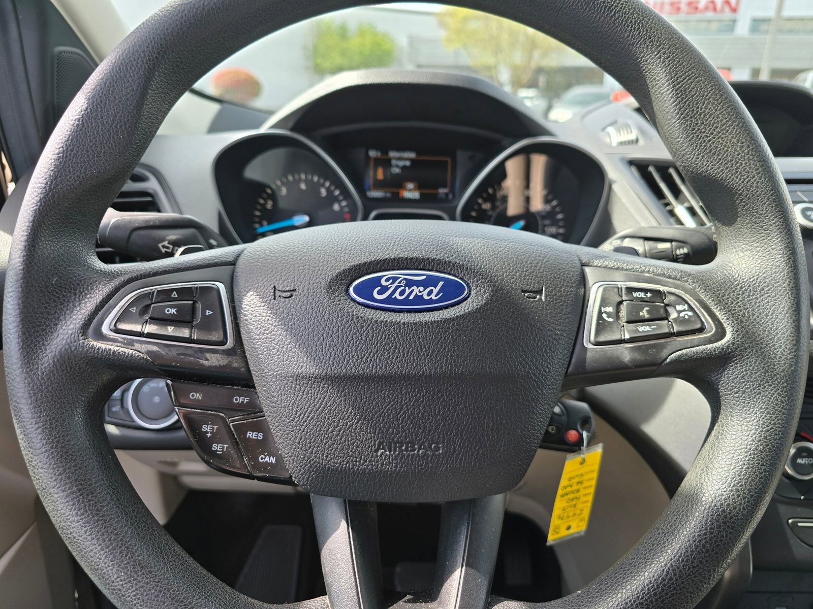Used 2017 Ford Escape SE AWD/4WD image 16