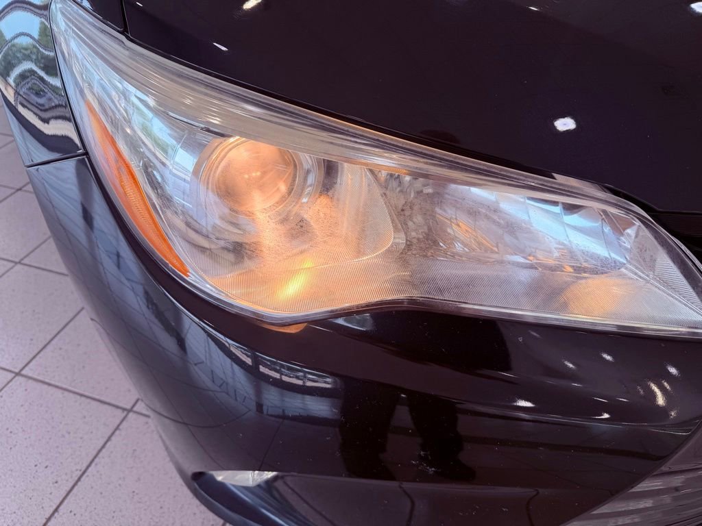Used 2017 Toyota Camry XLE FWD image 14