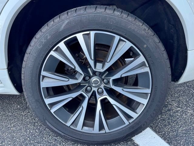 Used 2021 Volvo XC90 T5 Momentum w/ Protection Package AWD/4WD image 16