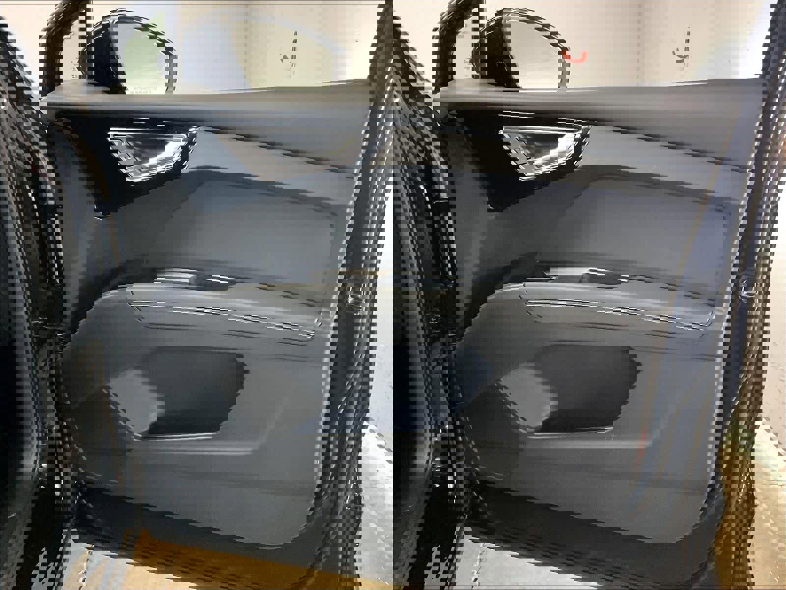 Certified 2024 Audi Q4 e-tron Premium Plus w/ Premium Plus image 24