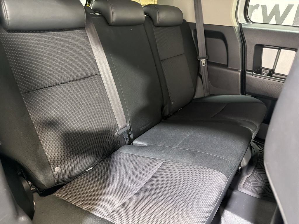 Used 2008 Toyota FJ Cruiser 4WD image 11