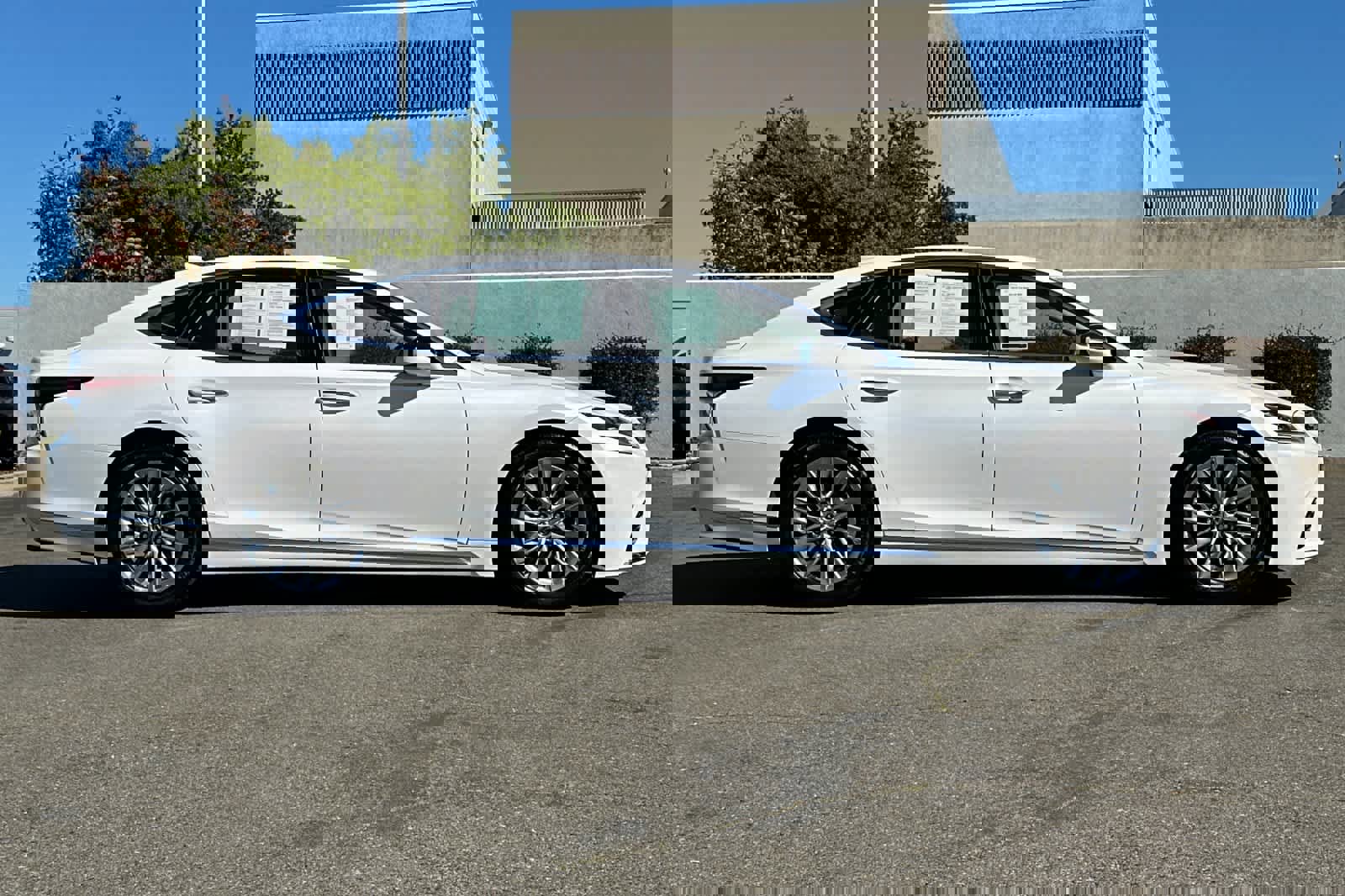 Used 2019 Lexus LS 500 w/ Interior Upgrade Package image 6