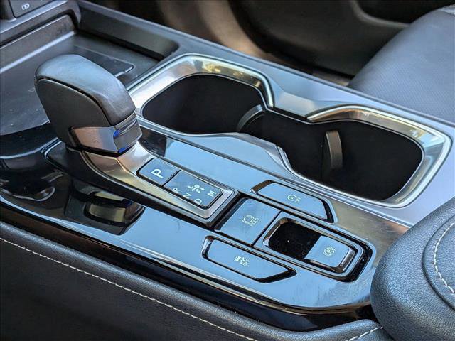 Certified 2025 Lexus NX 250 FWD image 12