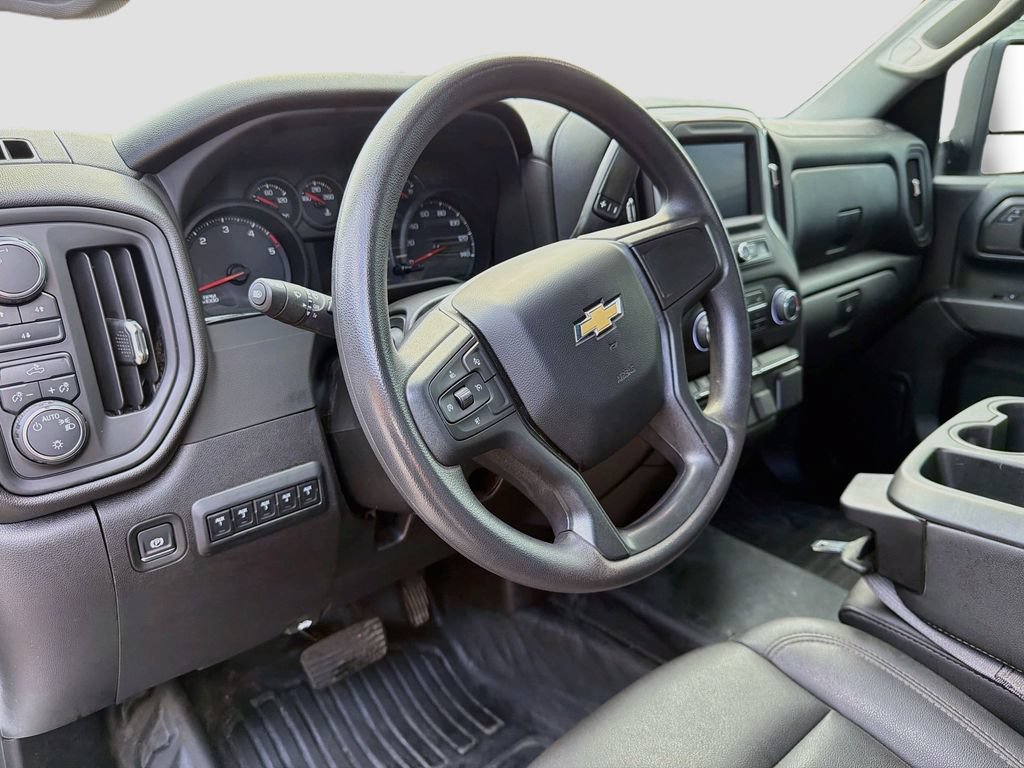 Used 2025 Chevrolet Silverado 3500 W/T w/ WT Convenience Package AWD/4WD image 11